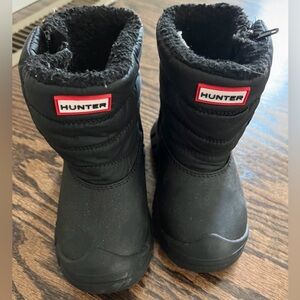 Hunter toddler snow boots. Size 7k